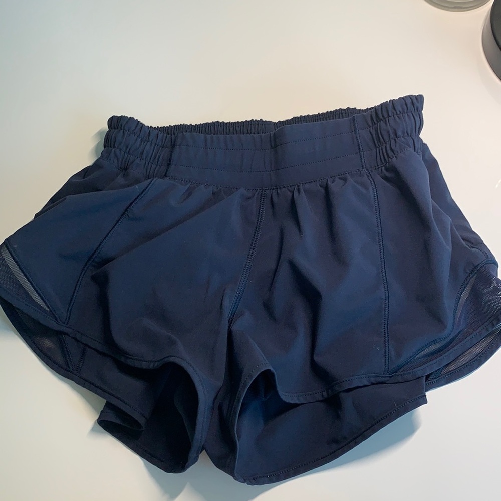 Lululemon size 4 navy blue hotty hot shorts